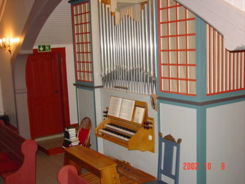 Orgel og organistar på Stemshaug (Til Stemshaug kyrkje sitt 100-årsjubileum)