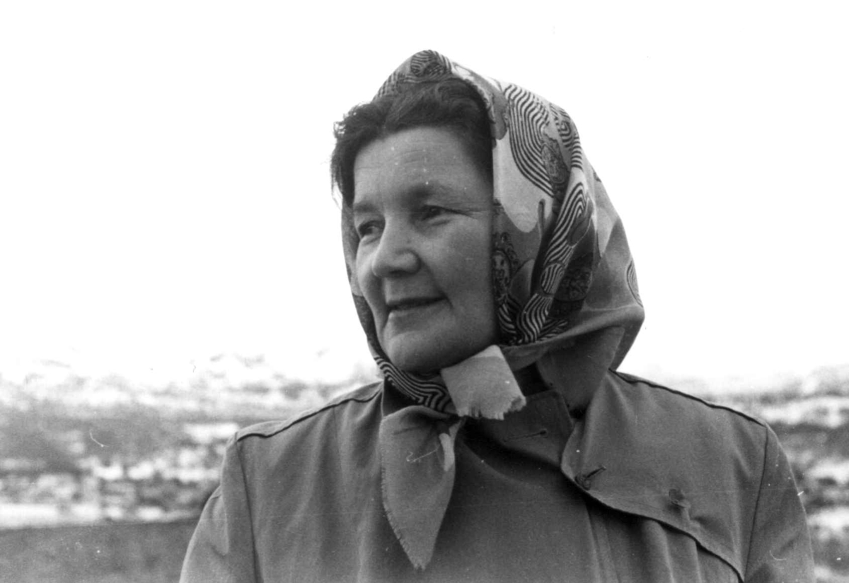 Portrett av en ukjent kvinne. Alta eller Tromsø antagelig 1940-årene.