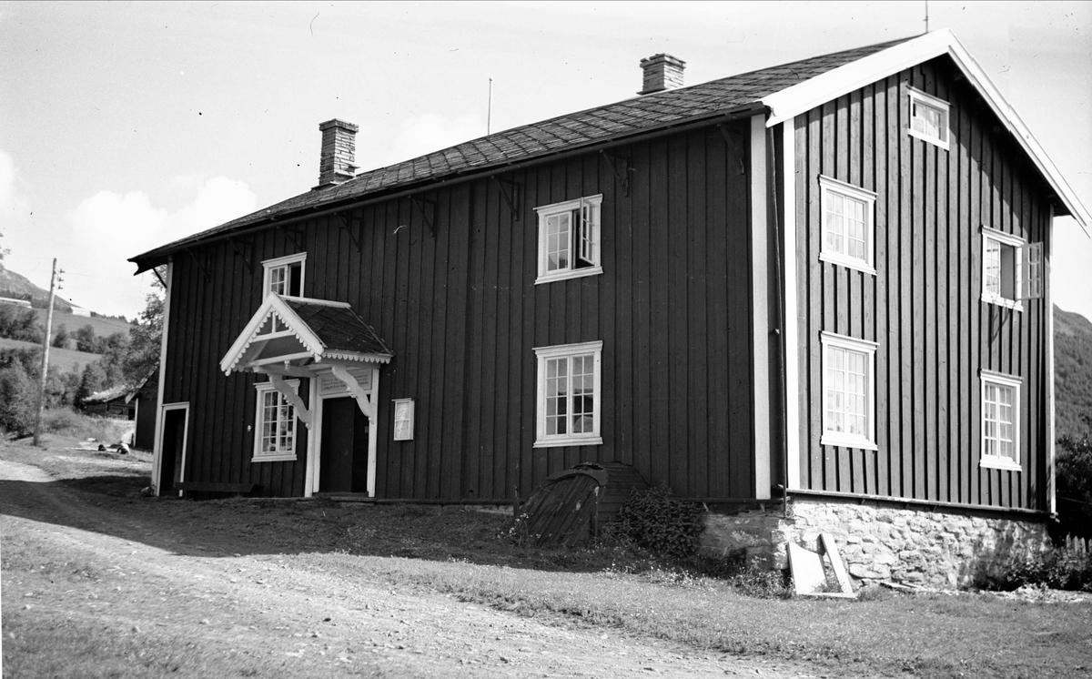 "Raulåna", Oppdal prestegård, Oppdal, Sør-Trøndelag. Fotografert 1940. 