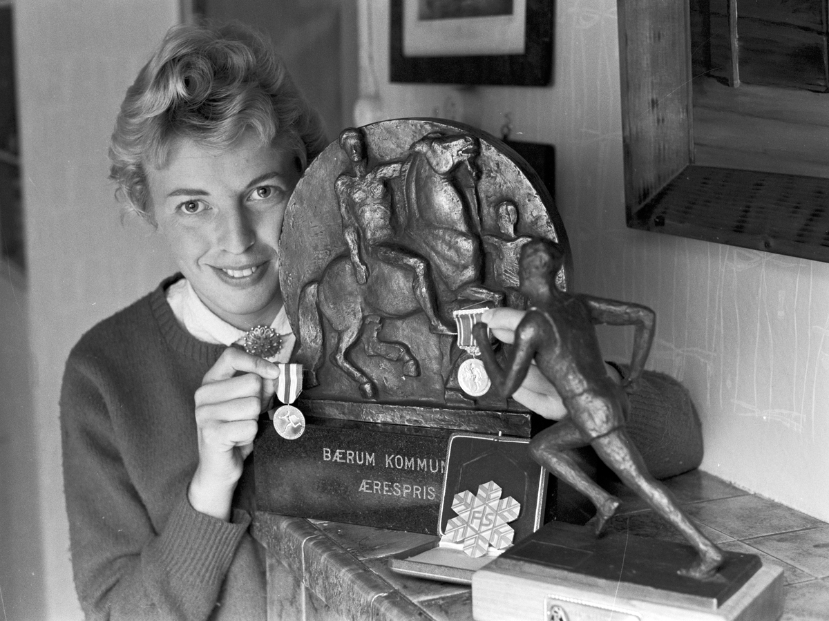 Serie bilder av Inger Bjørnbakken. Norsk Folkemuseum / DigitaltMuseum