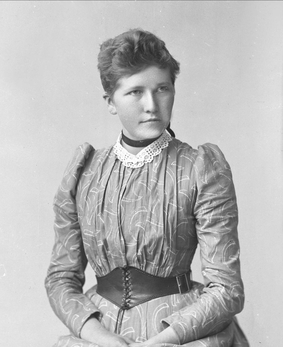 Portrett, sannsynlig Thekla Ragnhild Resvoll (1871-1948), botaniker.