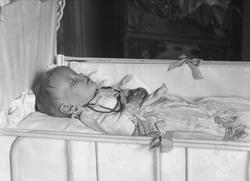 Post mortem-fotografi. Barn i kiste. Dr.Brandts barn.