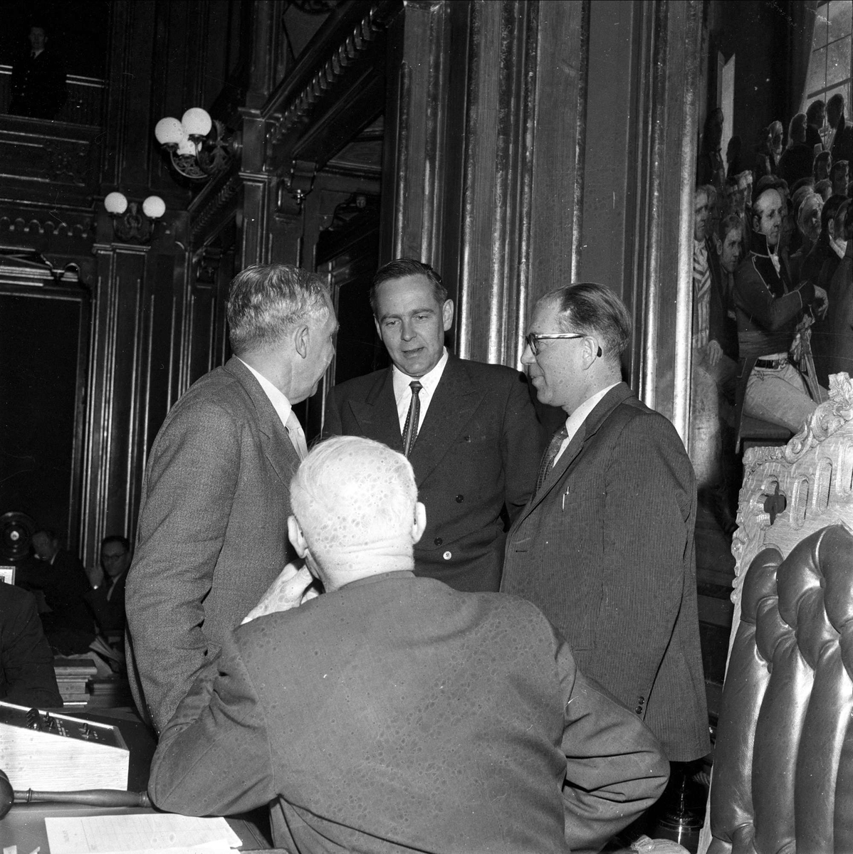Seip-saken, stortingsrepresentanter under behandlingen i Stortinget, Oslo, april, 1959.