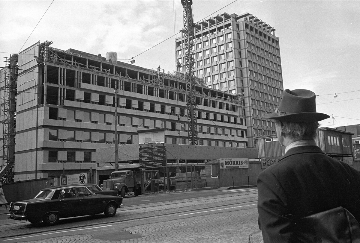 Drammensveien 30 under tak, Indeks-bygget, på tomten etter "Det engelske kvarter",  27.06.1968.