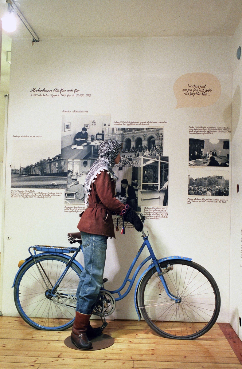 Utställningen Studiosus - student i Uppsala, på Upplandsmuseet 1992