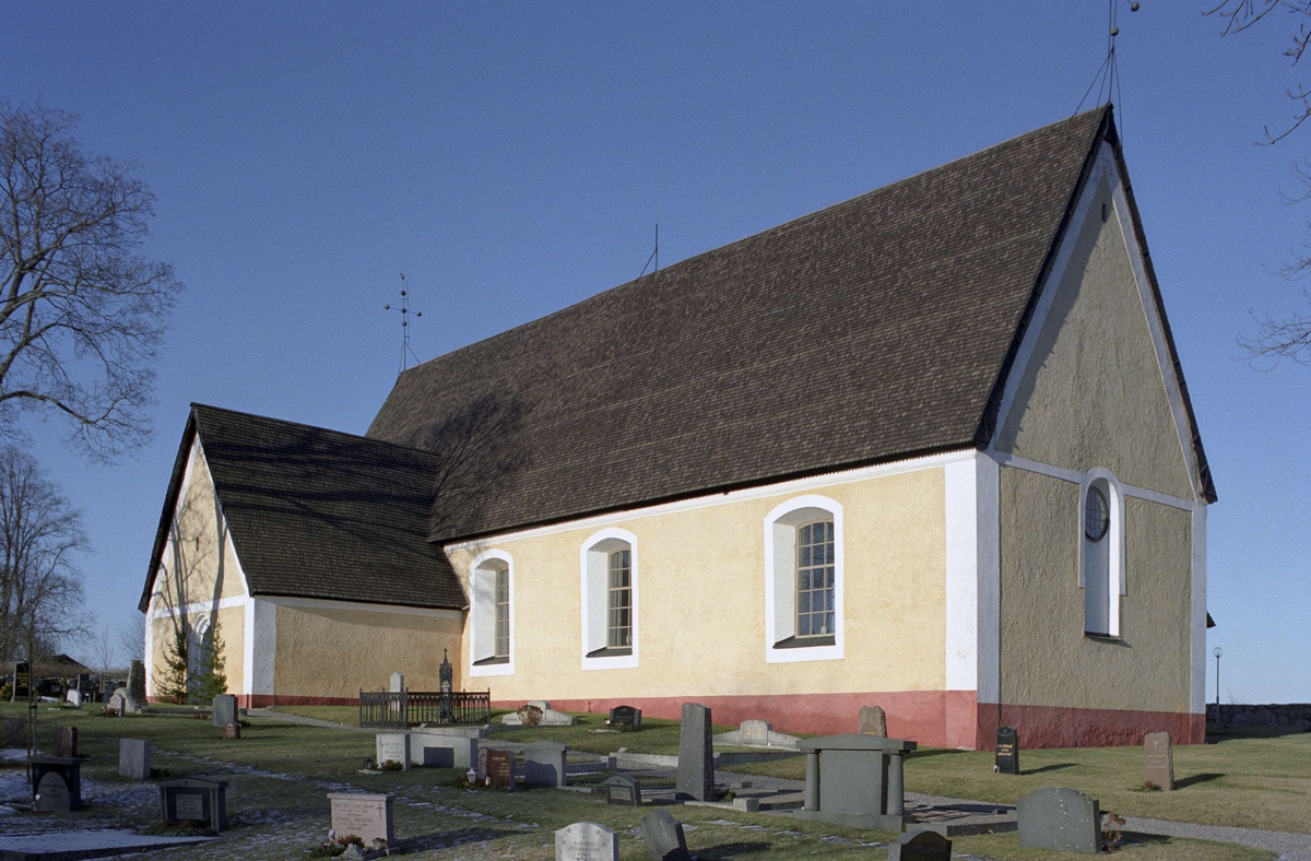 Boglösa kyrka, Uppland 1997