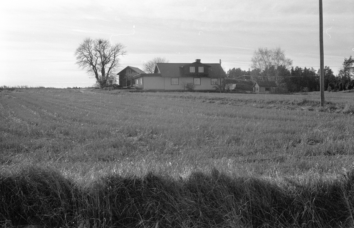 Vy över Viggeby 6:2, Dalby socken, Uppland 1984