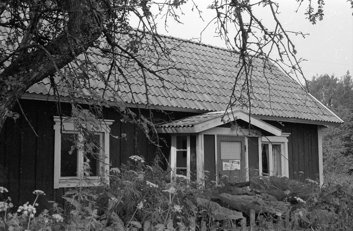 Bostadshus, Faringe 1:7, Faringe, Faringe socken, Uppland 1987. 
