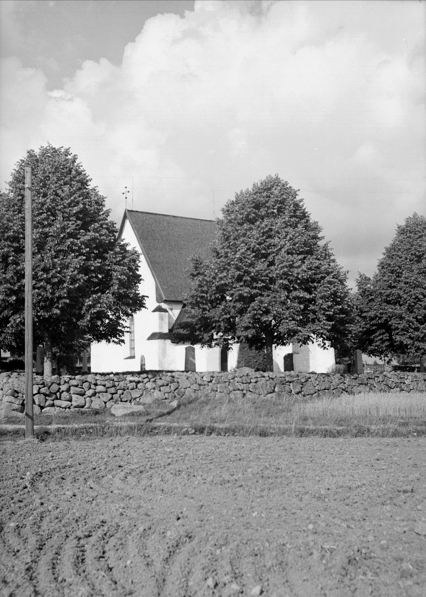Västeråkers kyrka, Västeråkers socken, Uppland