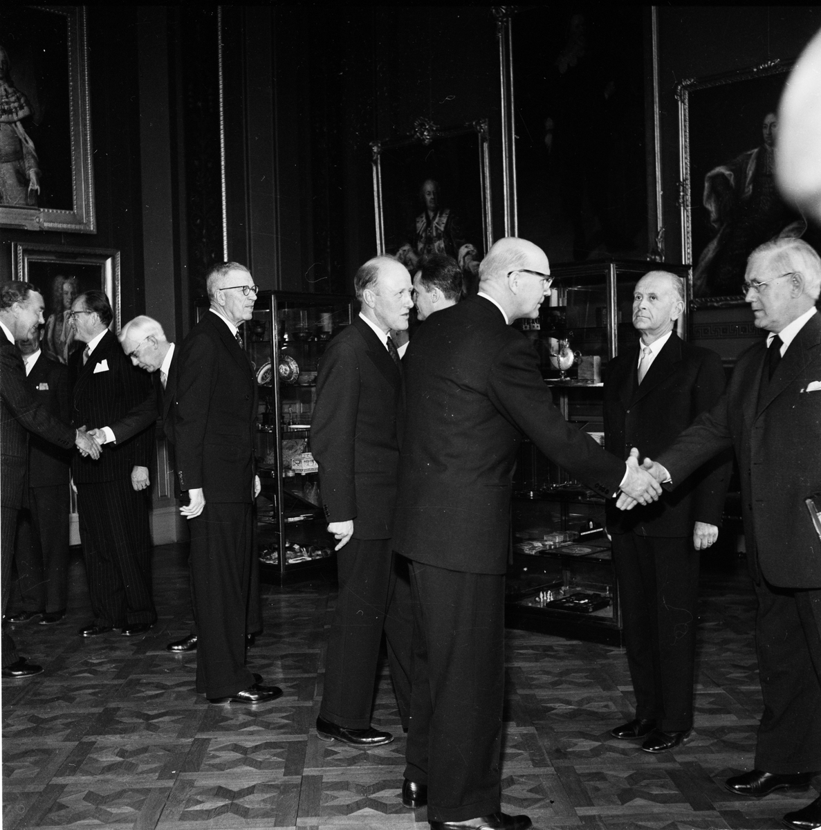 Finlands president Urho Kekkonen och kung Gustaf VI Adolf på besök i Uppsala, oktober 1956