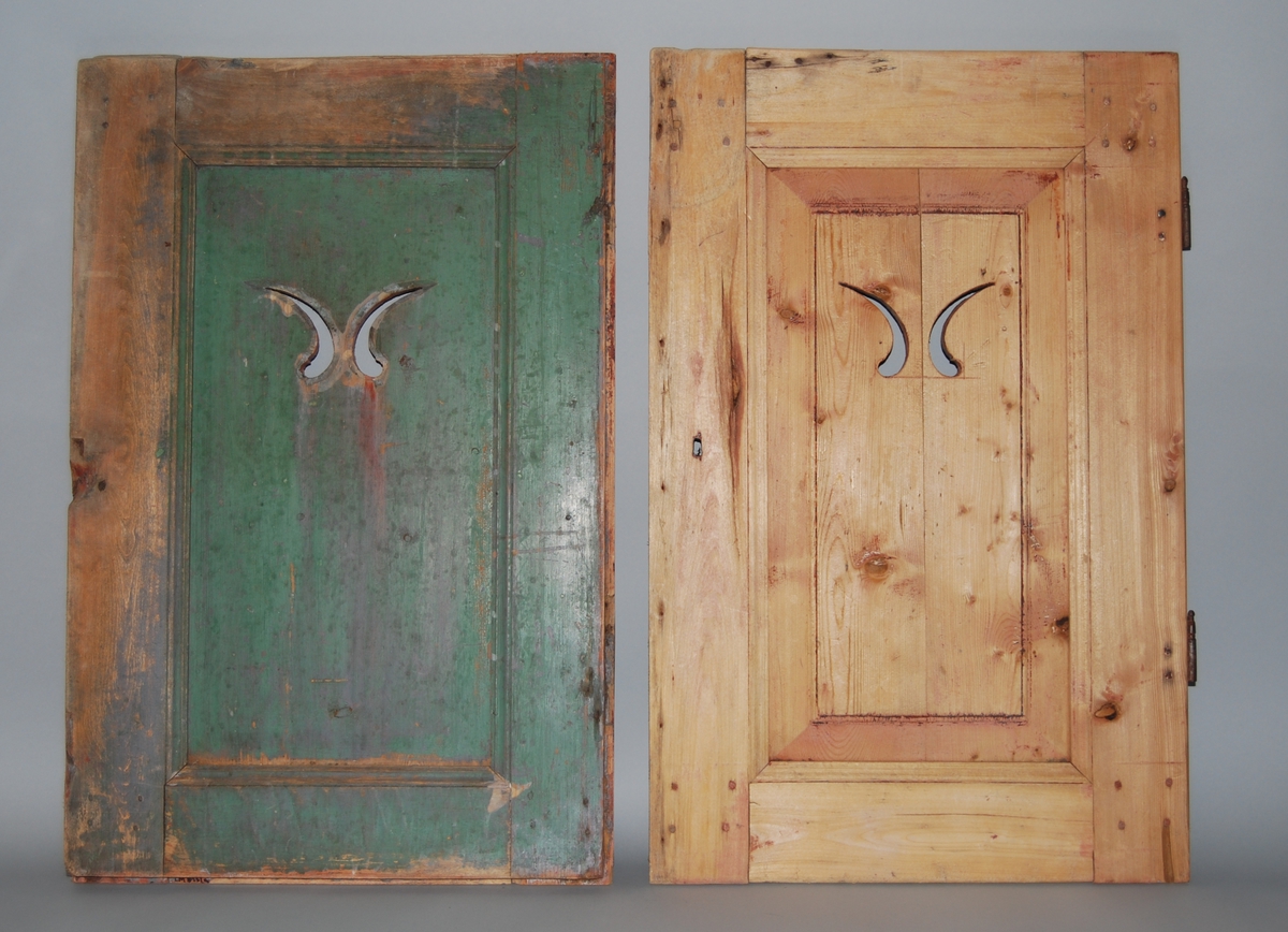 To dører, antagelig fra kjøkkeninnredning eller skap. Grønnmalt på innsiden. Profilert og gjennombrutt dekor. B) har hengsler.