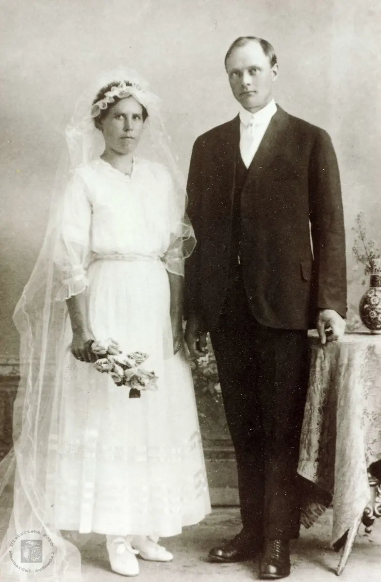 Brudeparet Olga og Halvor Håland. Grindheim Audnedal.