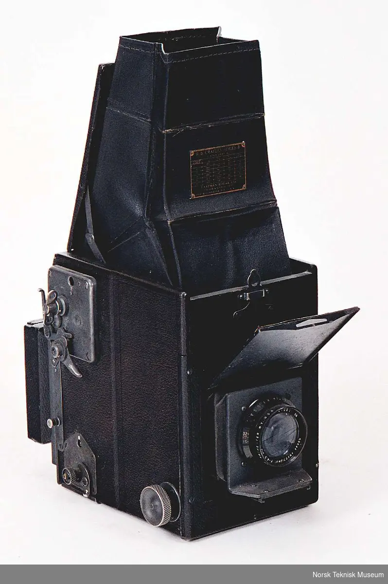35 mm kamera med helautomatisk blender. 