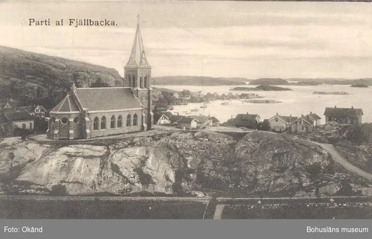 Tryckt text på kortet: "Parti af Fjällbacka".










