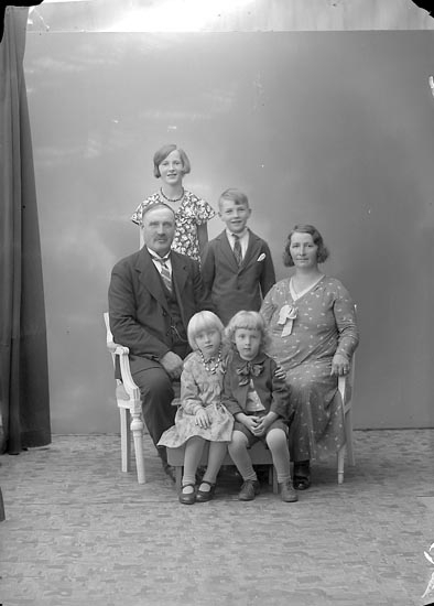 Enligt fotografens journal nr 6 1930-1943: "Rutgersson, Albert Linden Jörlanda".