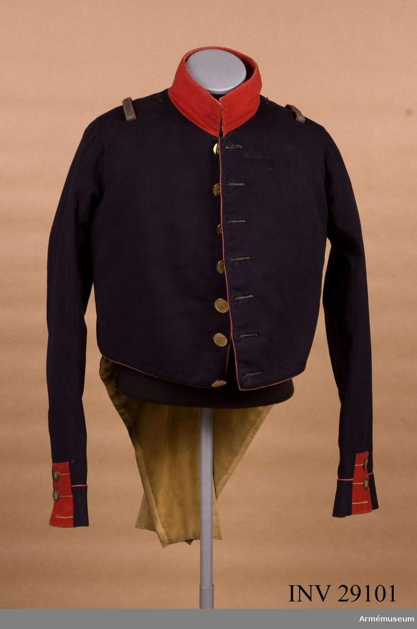 Grupp C I.
Enl. arméns rulla 1835.
Buren av kaptenen vid Västgöta reg, Lars Magnus Wester.
Mörkblå med röd krage och uppslag samt gula skört.