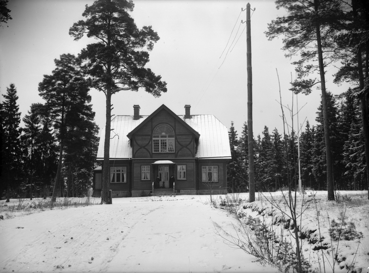 Edevi 1:1, Yttergrans socken, Uppland, vy från väster, troligen 15 januari 1909