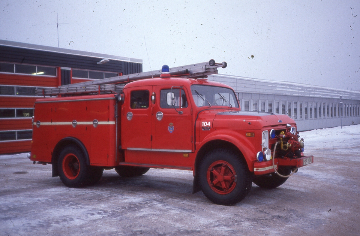 Släckbil 104. - Hallands Konstmuseum / DigitaltMuseum