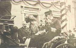 Kongebesøket i Namsos 4. august 1907.  Dronning Maud og Kong
