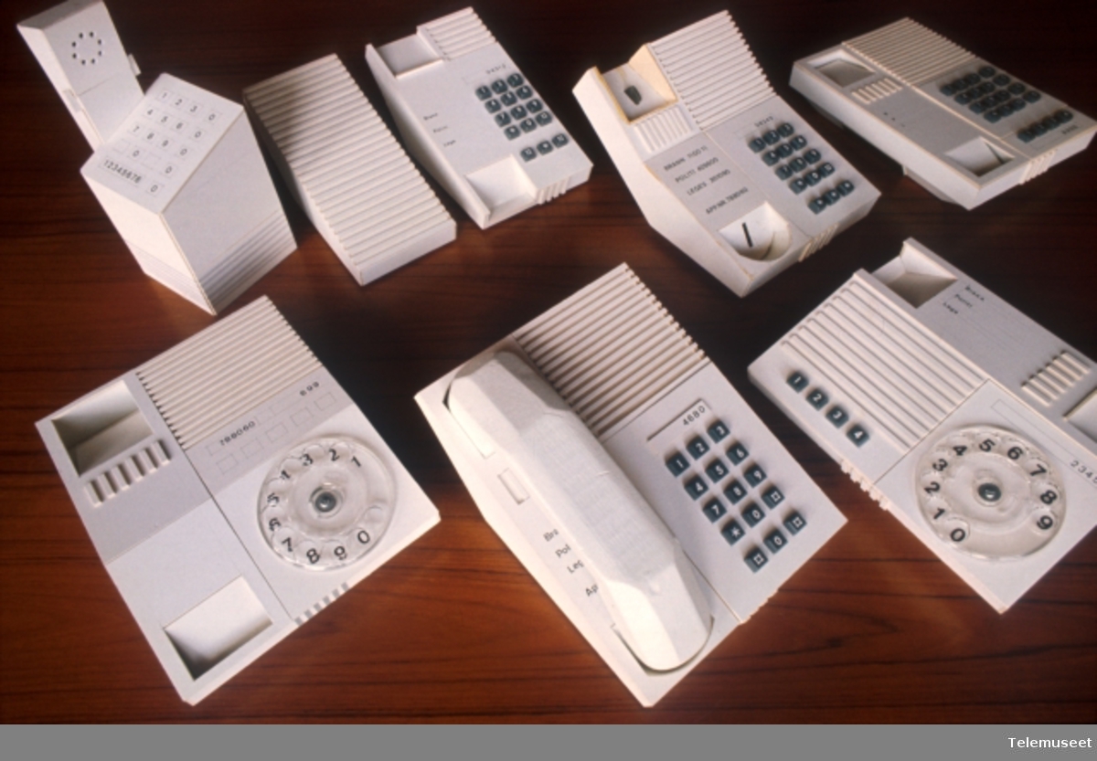 Telefonapparater kontrakter underskriving av kontrakt EB og Televerket.