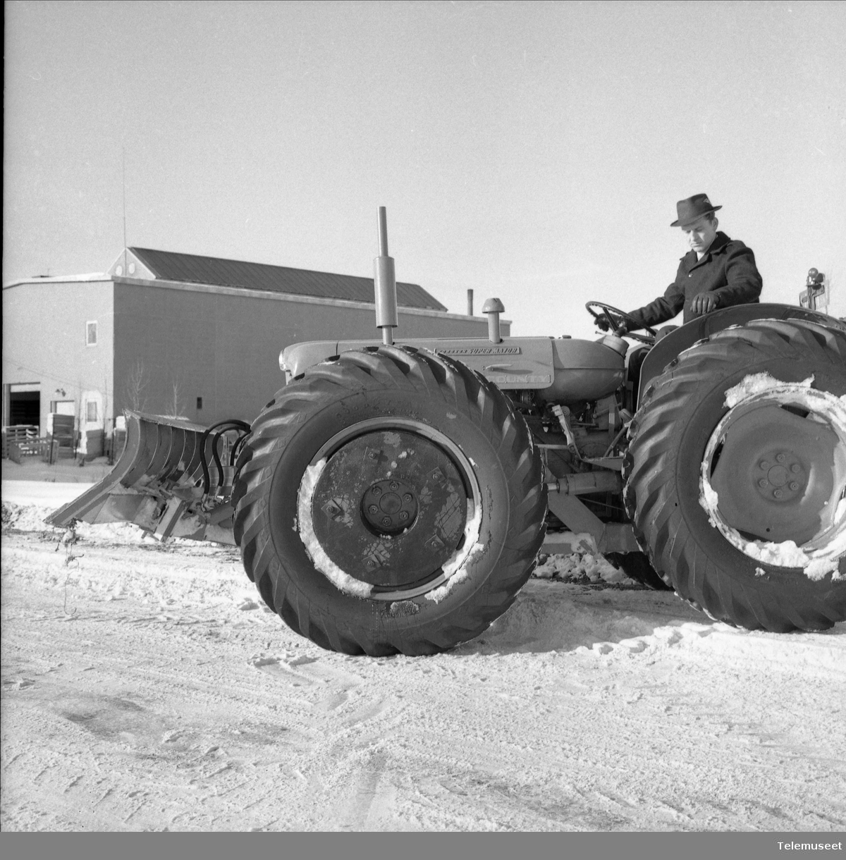 Traktor vinter