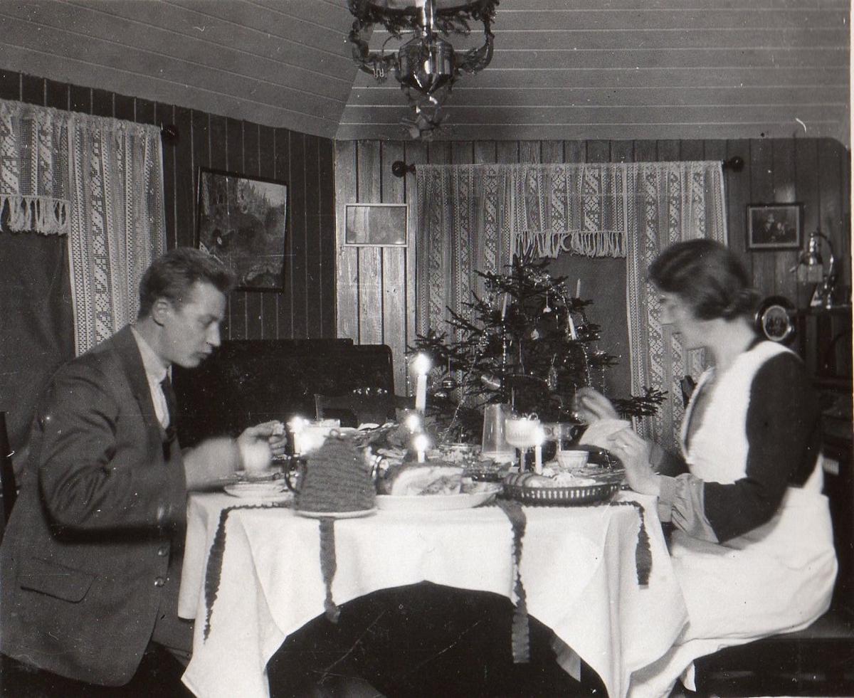 Handelsgården til Sina og Lars Momrak Haugann, Heistad, Telemark, rundt 1929