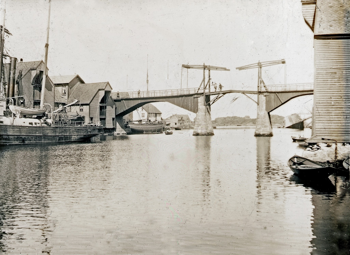 Havnebilde - Gamle Hasseløy bro