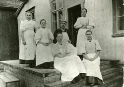 Ørlandet meieriskole, stående til høyre Alvhilde Vågø, de an