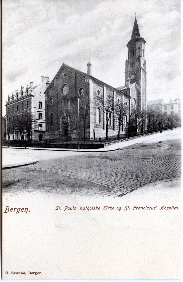 St. Paul kirke og St. Franciscus hospital i Bergen