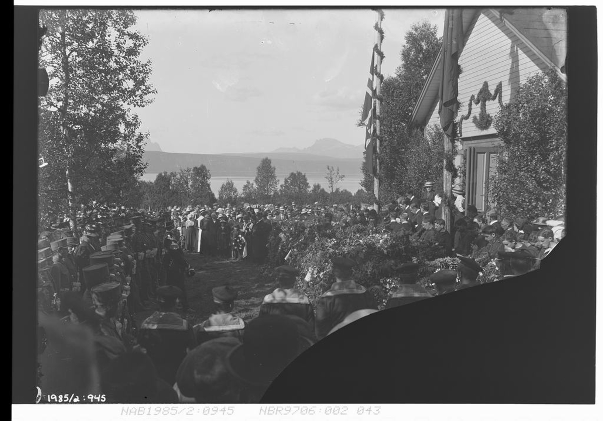Begravelse av omkomne fra " India " under  1. verdens krig