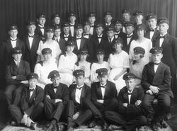 Hamar katedralskole, studenter, russ. 1922. 1 rekke f.v. sen