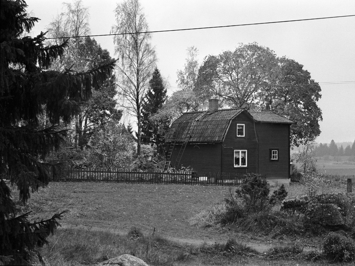 Bostadshus, Holmbro missionshus, Holmbro 3:9, Skogs-Tibble socken, Uppland 1985
