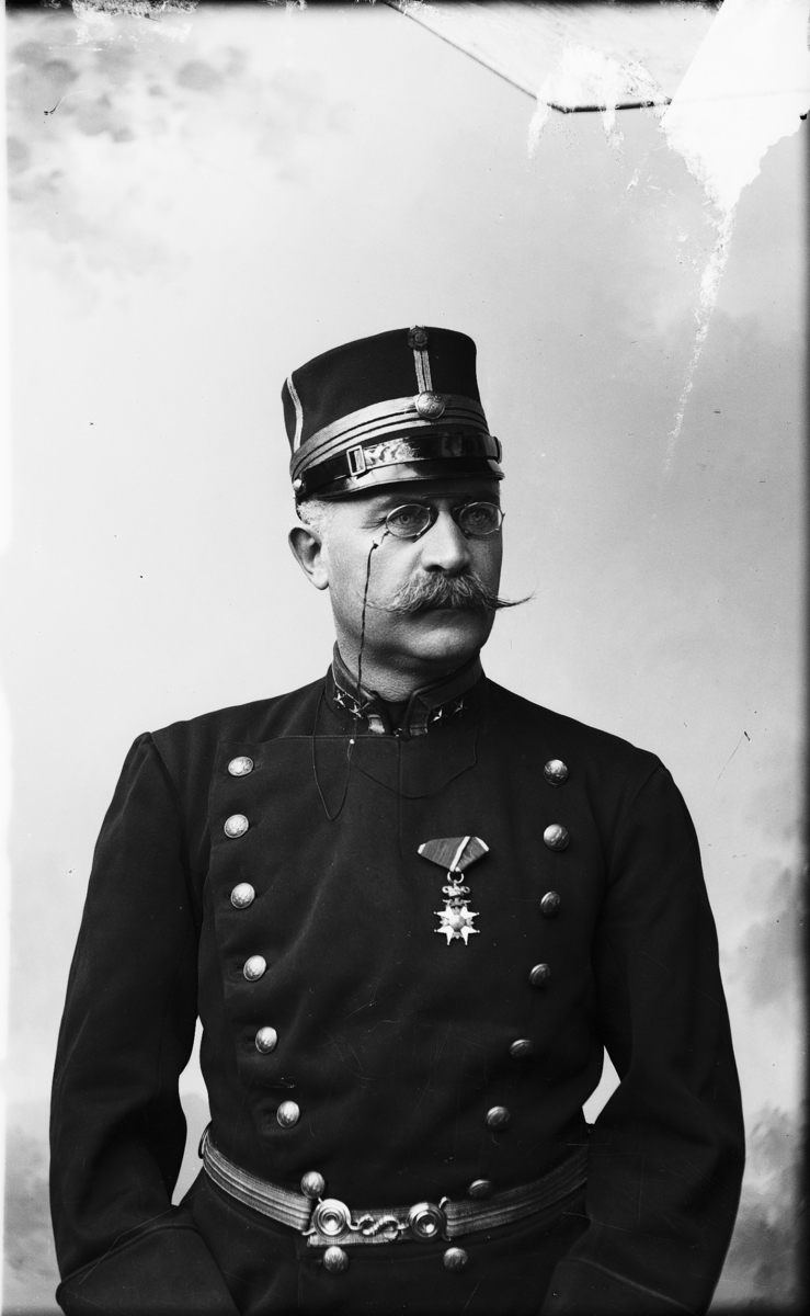 Cassel, Överstelöjtnant  Vänersborg
