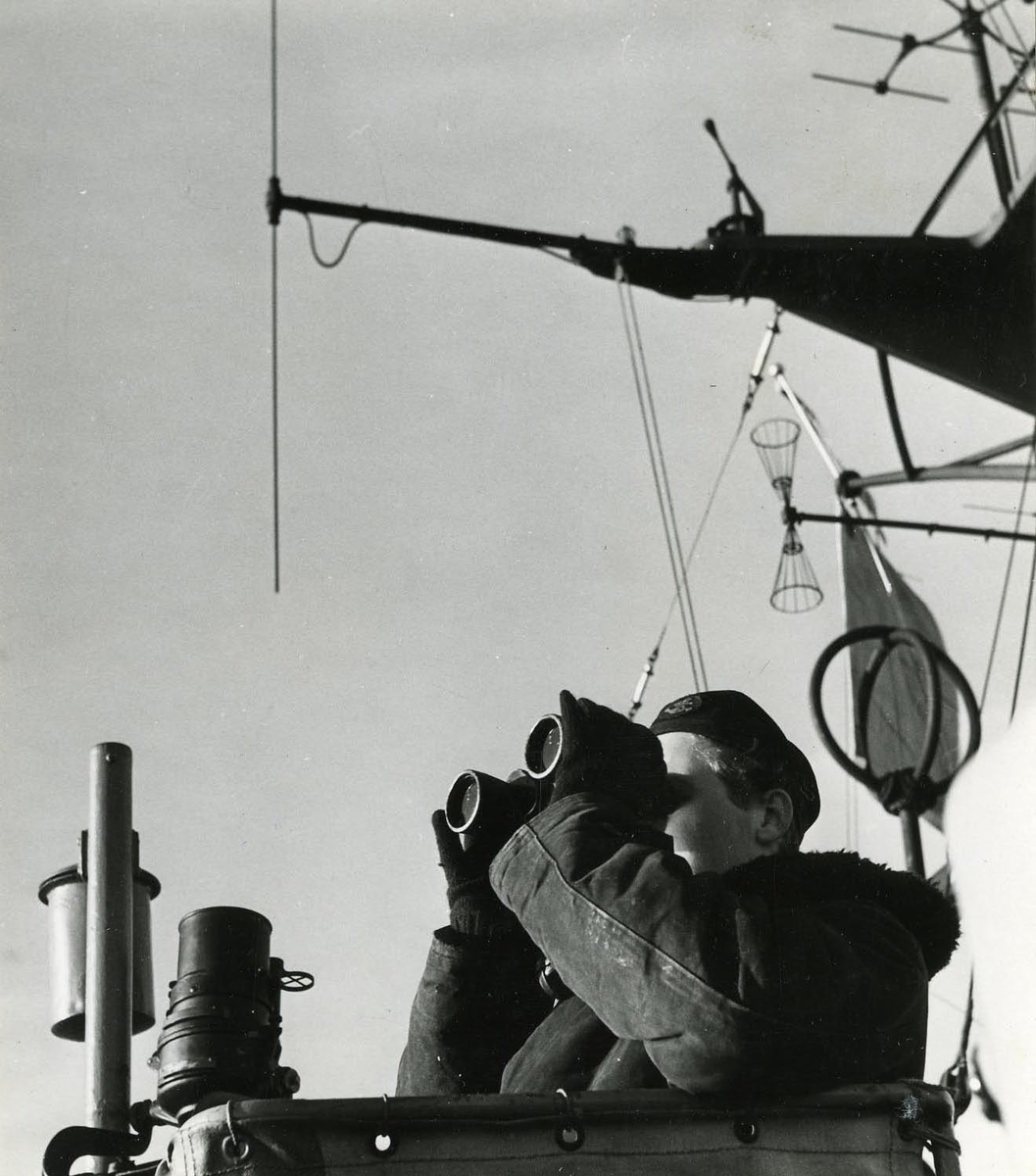 U-båtsspaning på jagaren Visby den 2 dec. 1948.