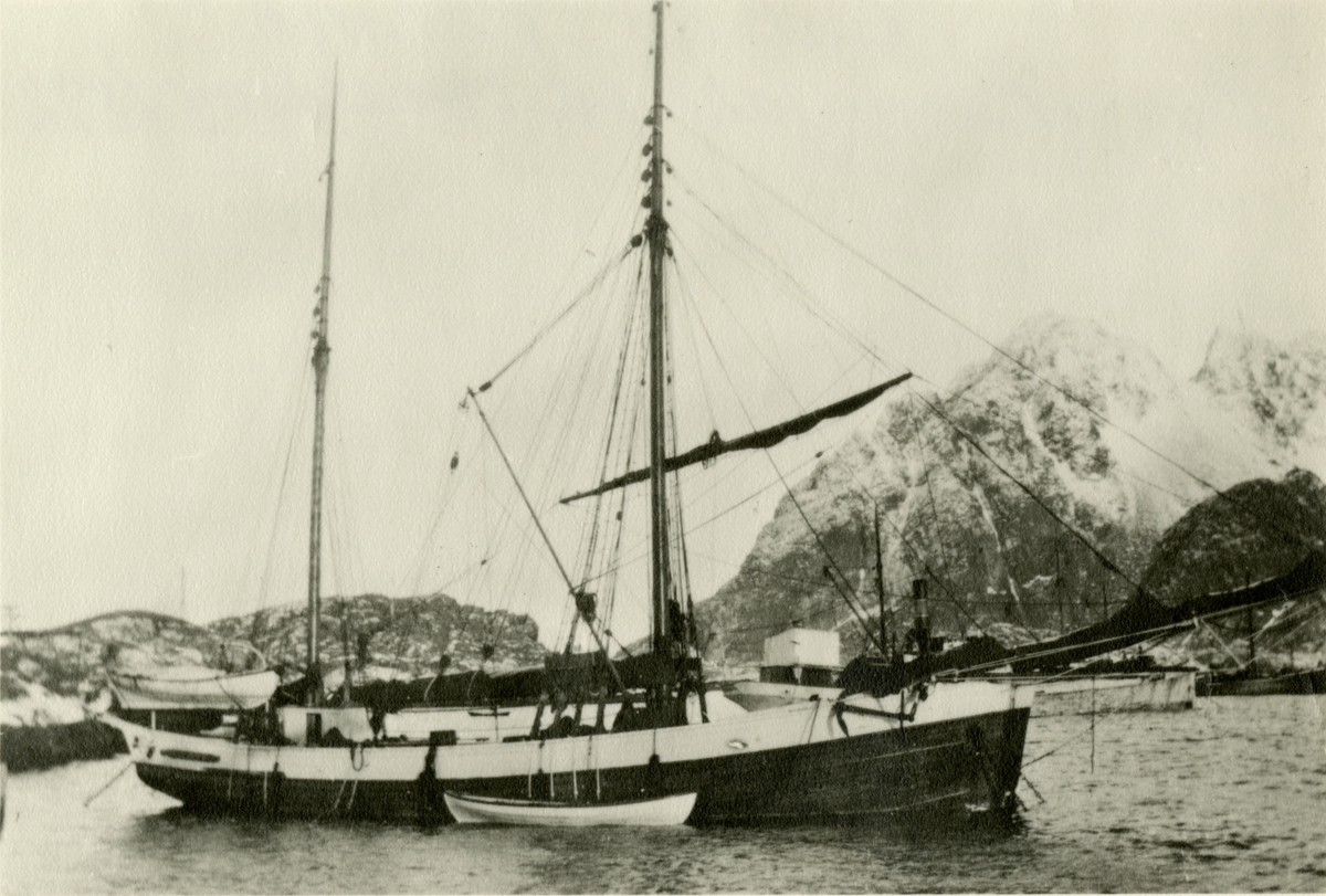 Galeas 'Palmen' (b.1892 Varaldsø). Bygget som jakt.