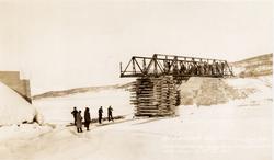 Bygging av Brødstad bru i Troms, 1916.