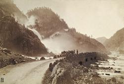 Låtefoss i Hardanger ca 1880-1900