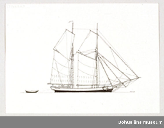 Montering/ram: Passepartout av tunn grå kartong; 55 x 66 cm, Åländsk galeas från 1800-talets slut, seglade ofta med ved till
Stockholm.
Övrig historik se UM72.26.001.