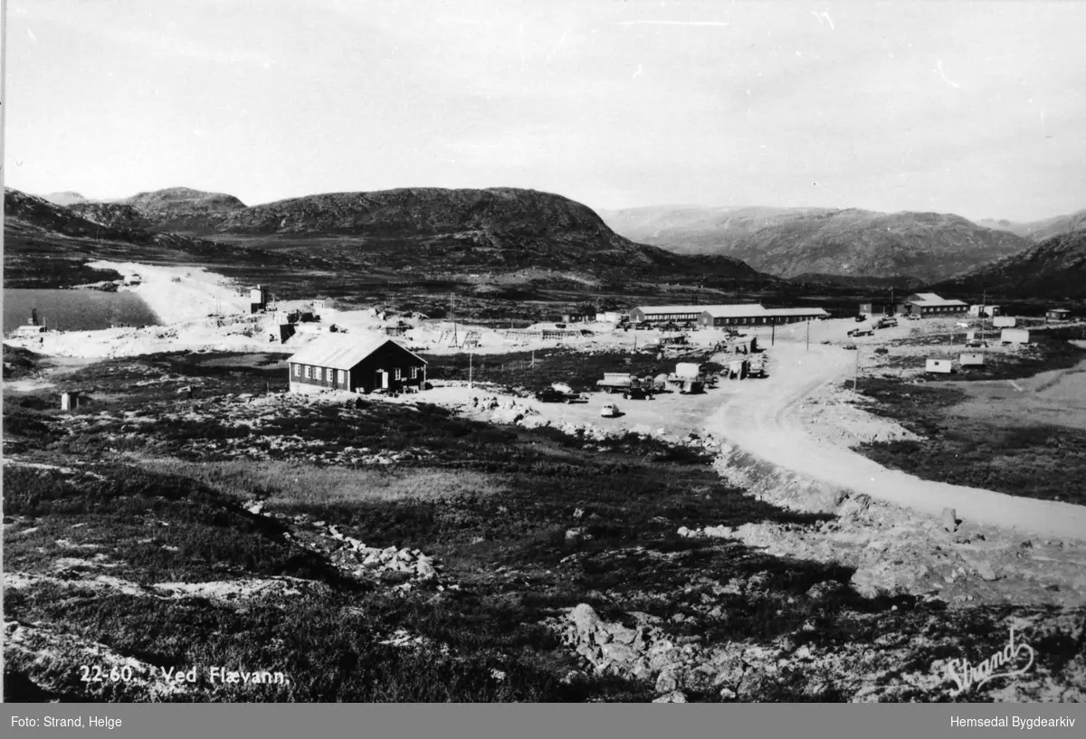 Dambygging ved Flævatn, ca. 1957,