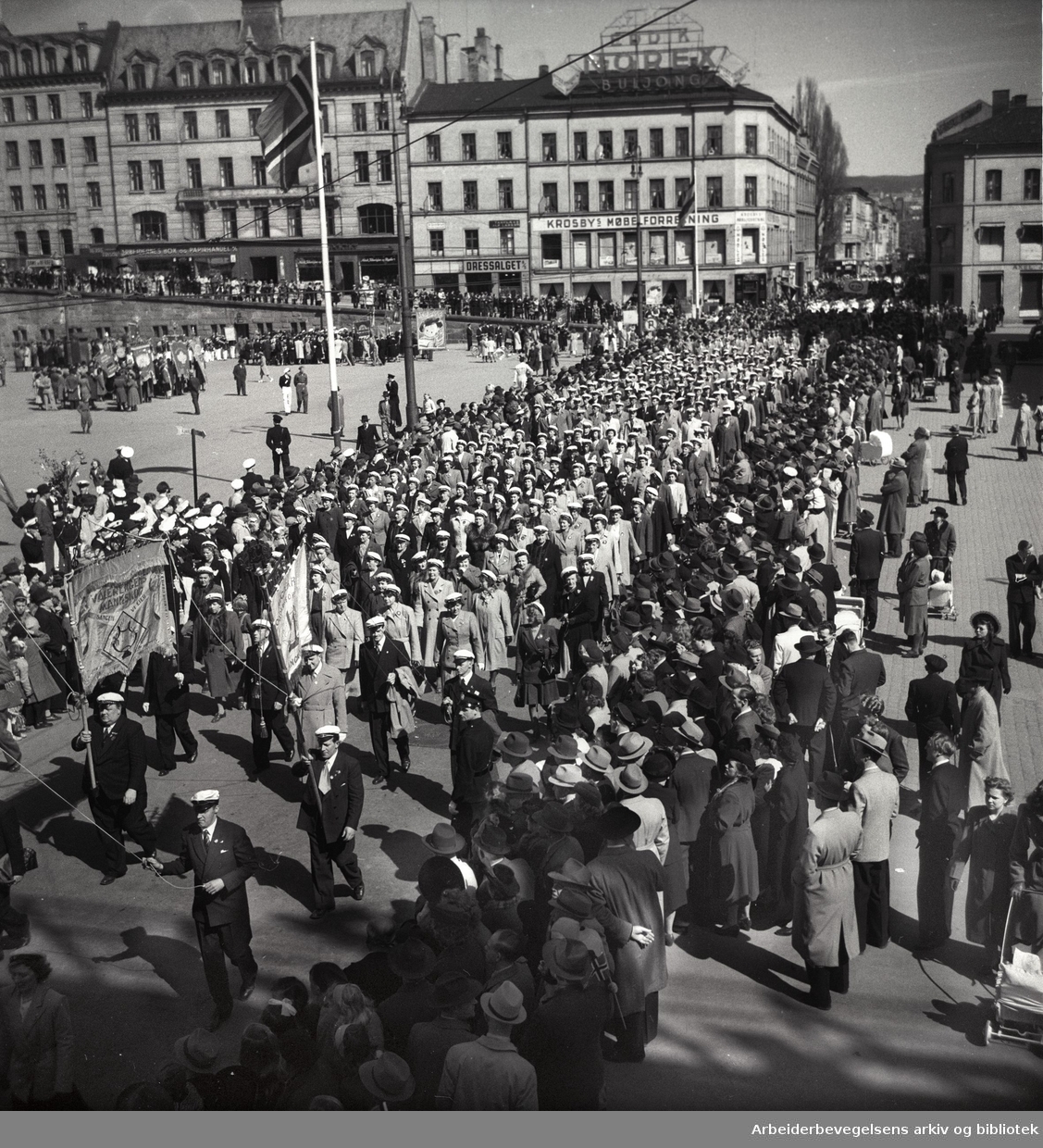 1. mai 1949, Youngstorget.
