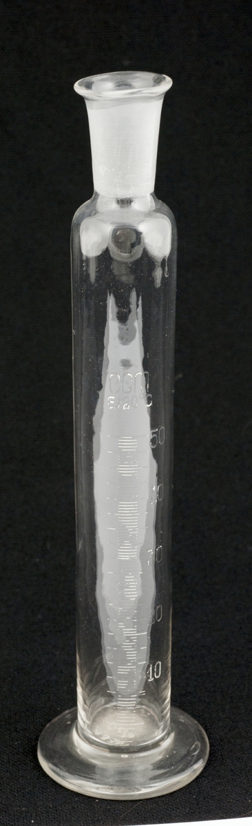 Målesylinder med toppstykke til slepen glasspropp