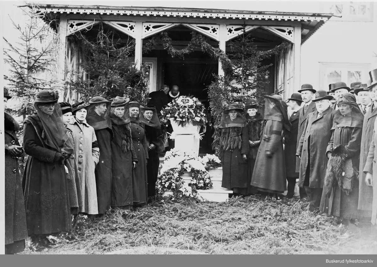 Begravelse av Erik Trommald Buskerud fylkesfotoarkiv / DigitaltMuseum