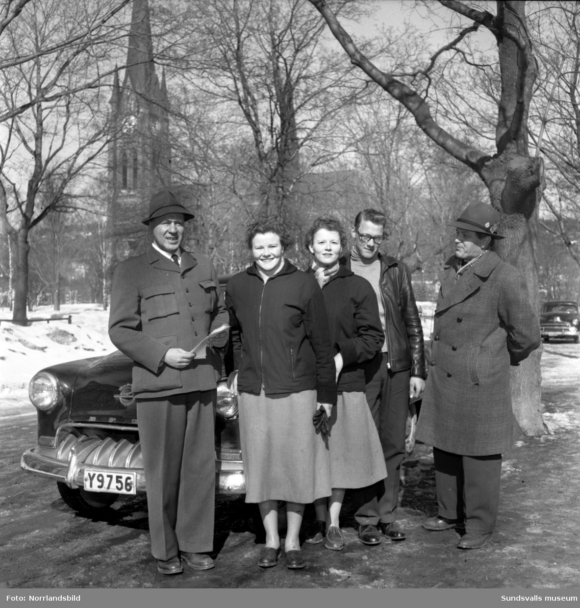 Trillingarna Ingrid, Vera och Henry Andersson från Kvarngården, Slättån i Stöde, klarade alla sitt körkortsprov på samma dag.