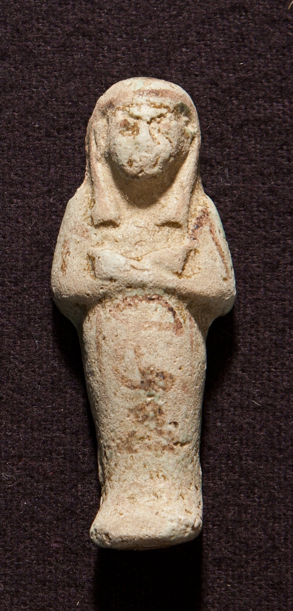 Uschebti var en av ca 300 liknande figurer som skulle utföra dagsverken åt den döde i dödsriket, en figur per dag.