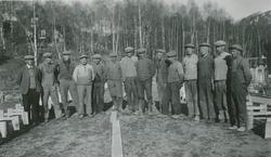 Arbeidslag på Tessa bru høsten 1935