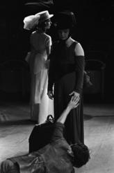 Nationaltheateret. "Leonce og Lena". Omfoto. 14/3-72