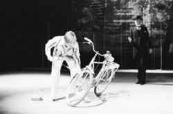 Nationaltheateret. "Helligtrekongersaften". 24/8-76.