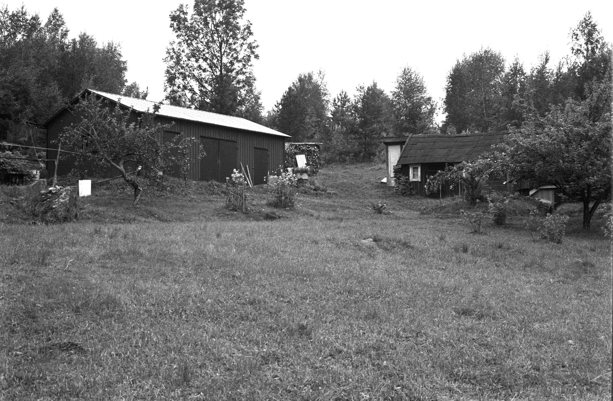 Uthus, lider och bod, Årsta soldattorp 1:1, Sandvik, Rasbo socken, Uppland 1982