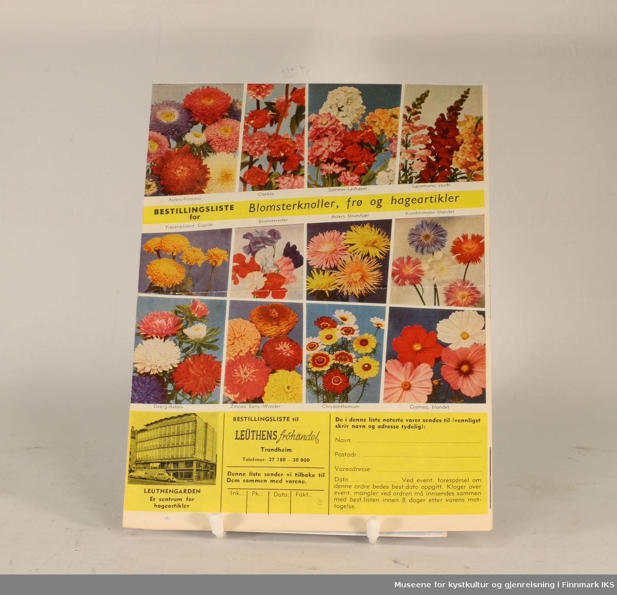 Reklamebrosjyre/bestillingsliste for blomsterknoller, frø og hageartikler fra 1960-tallet. 

Fargebilder.