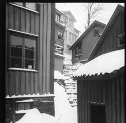 Hus og trapper i snø - Martinis trapper fra 1890 årene. Krag